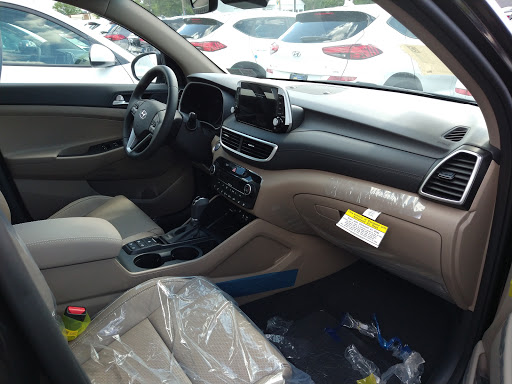 Car Dealer «Vinart Dealerships», reviews and photos, 675 State Ave, Emmaus, PA 18049, USA