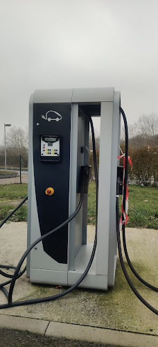 Station de recharge pour véhicules électriques à Villeroy