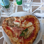 Photo n°1 de l'avis de Adelina.u fait le 19/09/2023 à 12:57 sur le  Pizzeria e Trattoria Regina Vittoria à Naples