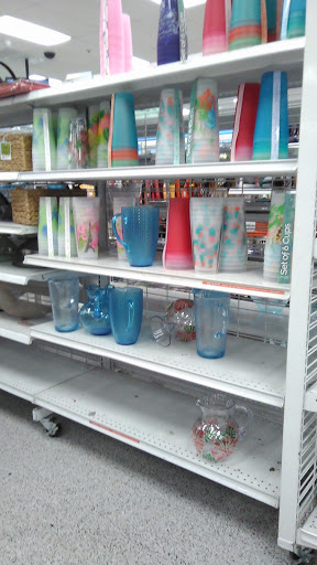 Clothing Store «Ross Dress for Less», reviews and photos, 350 The Promenade N, Long Beach, CA 90802, USA