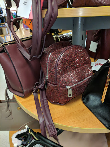 Department Store «T.J. Maxx», reviews and photos, 821 S James Campbell Blvd, Columbia, TN 38402, USA