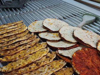 Püsküller Pide ve Lahmacun Fırını