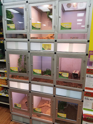 Pet Supply Store «Pet Supermarket, Inc.», reviews and photos, 1304 Precinct Line Rd, Hurst, TX 76053, USA