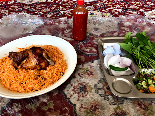 مطعم الطباخ الذهبي للرز البخاري 