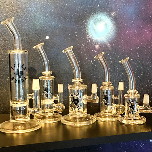 Tobacco Shop «Happy Clouds Smoke Shop», reviews and photos, 7205 N Lamar Blvd #200, Austin, TX 78752, USA