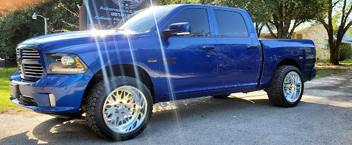 Auto Body Shop «3R Automotive & Collision Specialist», reviews and photos, 744 Goodson Loop, Pinehurst, TX 77362, USA