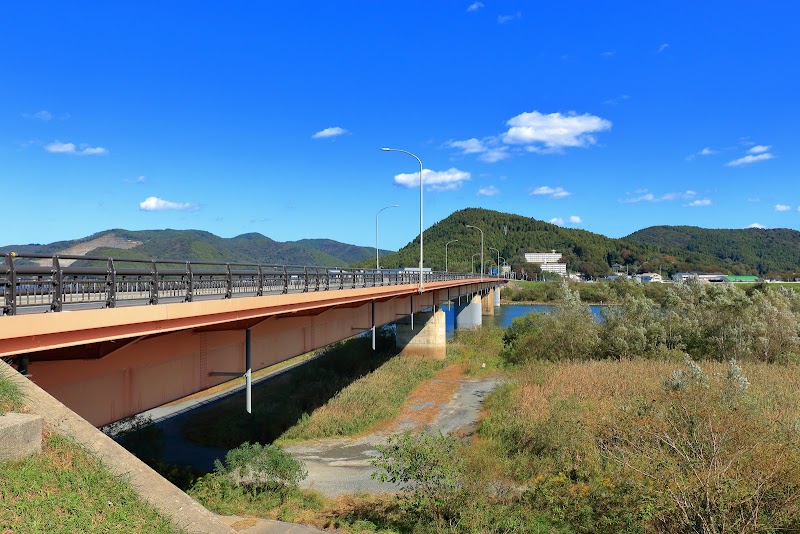 飯野川橋