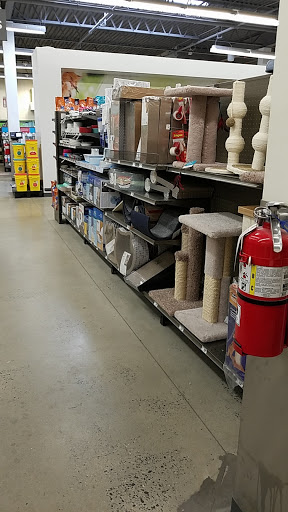 Pet Supply Store «Petco Animal Supplies», reviews and photos, 816 Washington St, Middletown, CT 06457, USA