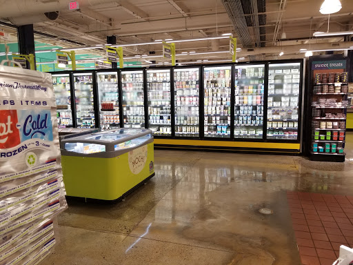 Grocery Store «Whole Foods Market», reviews and photos, 40 Railroad St, Andover, MA 01810, USA
