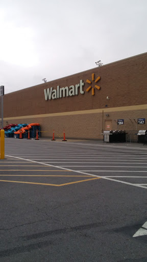 Department Store «Walmart Supercenter», reviews and photos, 13245 Lee Hwy, Bristol, VA 24202, USA