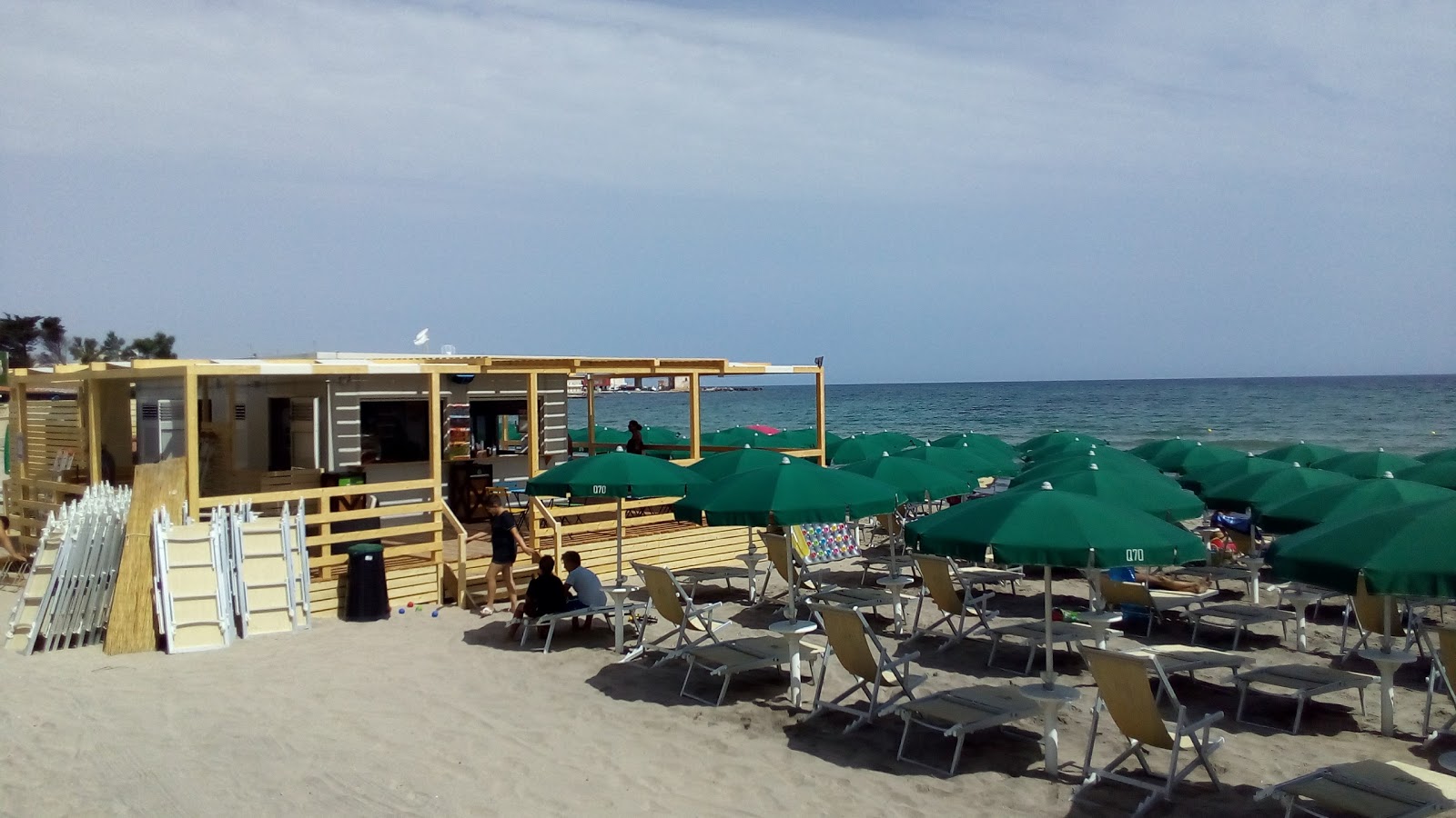 Casalabate beach'in fotoğrafı - Çocuklu aile gezginleri için önerilir