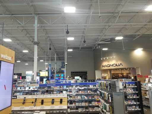 Electronics Store «Best Buy», reviews and photos, 1501 N Victory Pl, Burbank, CA 91504, USA