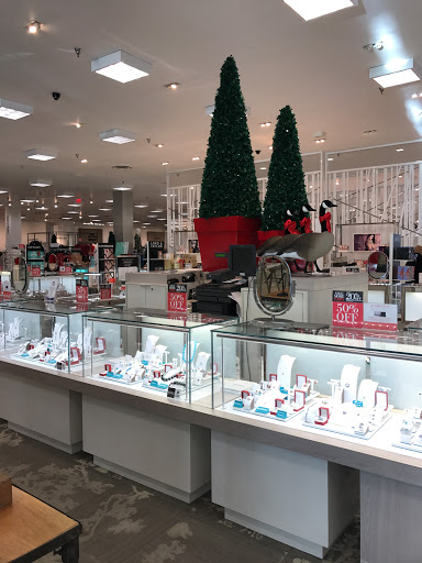 Department Store «Lord & Taylor», reviews and photos, 121 E City Ave, Bala Cynwyd, PA 19004, USA