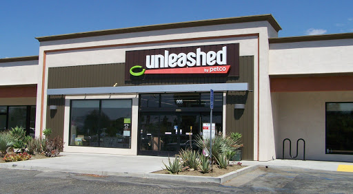 Unleashed by Petco, 905 W Foothill Blvd, Claremont, CA 91711, USA, 