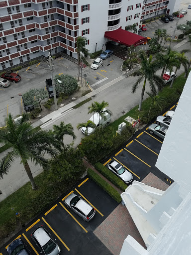 Electrician «Electrical Services FL», reviews and photos, 1800 NE 180th St, North Miami Beach, FL 33162, USA