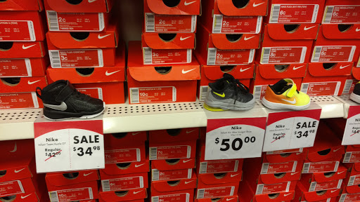 Shoe Store «Shoe Carnival», reviews and photos, 4125 Phoenix Ave, Fort Smith, AR 72903, USA