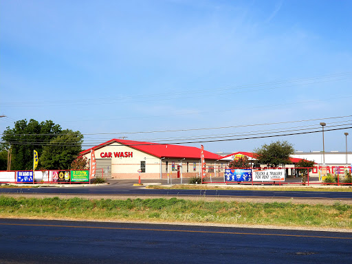 Wash N Go Express Tunnel Car Wash en Del Rio