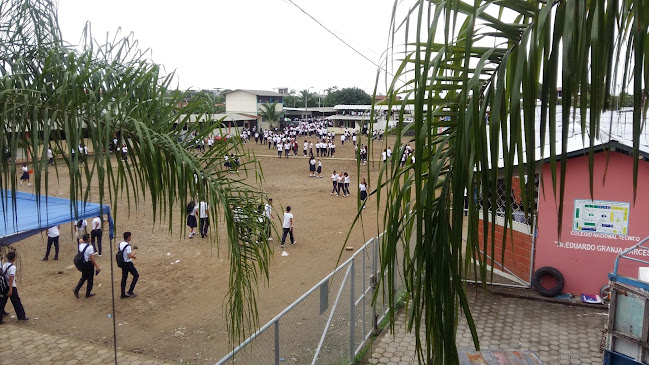 UNIDAD EDUATIVA EDUARDO GRANJA GARCES - Escuela