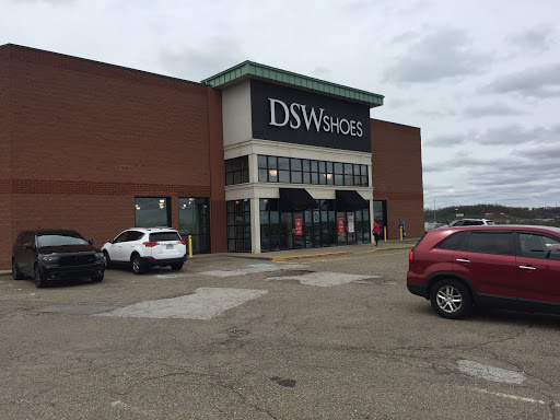 Shoe Store «DSW Designer Shoe Warehouse», reviews and photos, 2100 Park Manor Blvd, Pittsburgh, PA 15205, USA