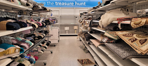 Clothing Store «Ross Dress for Less», reviews and photos, 1700 Lake Woodlands Dr, The Woodlands, TX 77380, USA