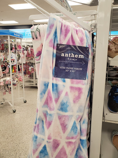 Clothing Store «Ross Dress for Less», reviews and photos, 2220 Daniels St, Manteca, CA 95337, USA