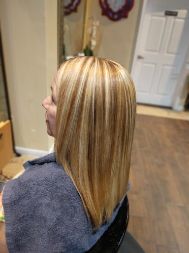 Barber Shop «THE PATIO BARBER SHOP», reviews and photos, 37 W Somerset St, Raritan, NJ 08869, USA