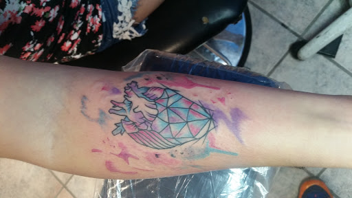 Tattoo Shop «Dungeon Tattooz», reviews and photos, 2834 S Sherwood Forest Blvd, Baton Rouge, LA 70816, USA