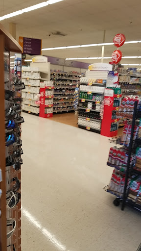 Grocery Store «Stop & Shop», reviews and photos, 540 Squire Rd, Revere, MA 02151, USA