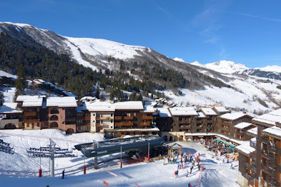 Lauziere Dessus: Appartement 5 personnes au pied des pistes de ski de Valmorel, idéal randonnées, proche Courchevel en Savoie à Les Avanchers-Valmorel