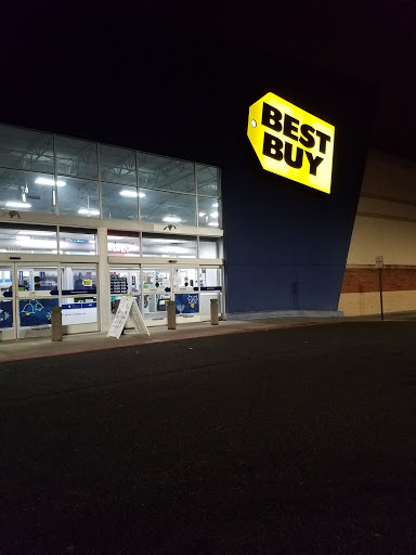 Electronics Store «Best Buy», reviews and photos, 3335 Cobb Pkwy NW, Acworth, GA 30101, USA