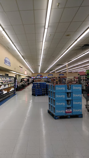 Supermarket «Warehouse Market», reviews and photos, 1507 W 51st St, Tulsa, OK 74107, USA