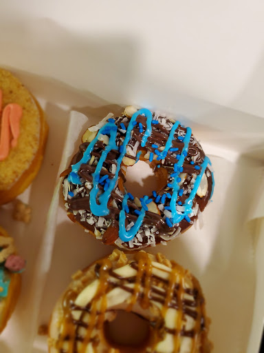 Donut Shop «Donut Licious», reviews and photos, 1535 Spring Cypress Rd, Spring, TX 77388, USA