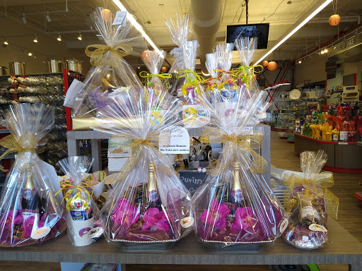 Home Goods Store «Buzz Hometech Center», reviews and photos, 1402 Coney Island Ave, Brooklyn, NY 11230, USA