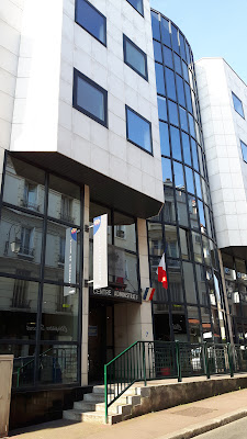 Centre Administratif à Suresnes
