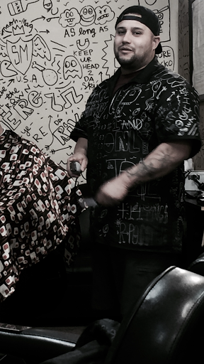 Barber Shop «Canvas Barbershop», reviews and photos, 10571 Magnolia Ave, Riverside, CA 92505, USA