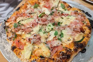 Homeslice Pizza Bar *Port Macquarie* image