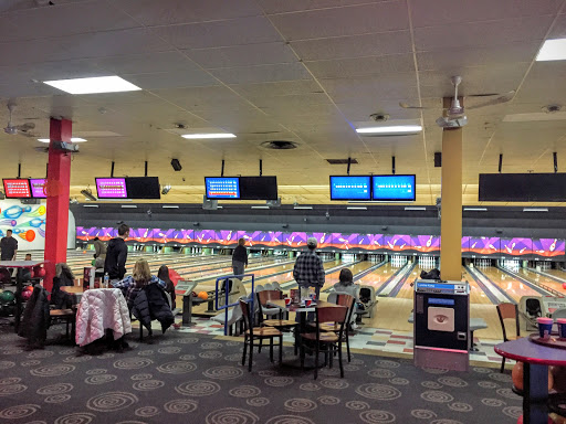 Bowling Alley «AMF Plainview Lanes», reviews and photos, 500 Old Bethpage Rd, Plainview, NY 11803, USA