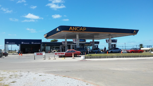 Opiniones de Estación de servicios Ancap en La Paloma - Gasolinera