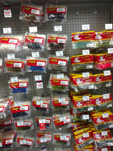 Sporting Goods Store «Academy Sports + Outdoors», reviews and photos, 4526 W Wendover Ave, Greensboro, NC 27409, USA