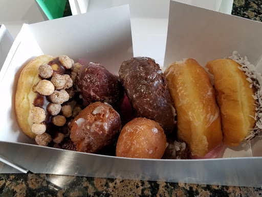 Donut Shop «River Oaks Donuts», reviews and photos, 3601 Westheimer Rd, Houston, TX 77027, USA