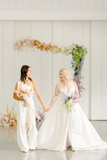 Bridal Shop «La Jeune Mariee Bridal Collection», reviews and photos, 139 E Main St, Columbus, OH 43215, USA