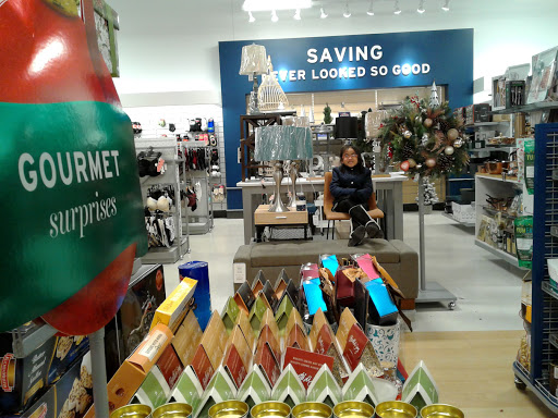 Department Store «Marshalls», reviews and photos, 1220 75th St, Downers Grove, IL 60516, USA