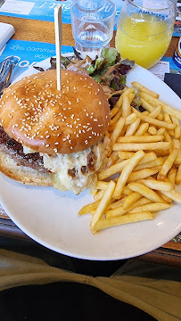Hamburger du Restaurant français L'Arbalète à Murol - n°7