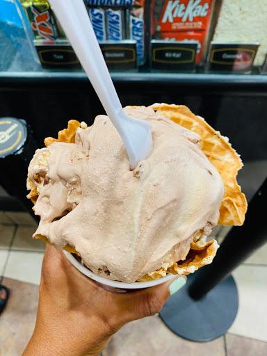 Ice Cream Shop «Cold Stone Creamery», reviews and photos, 32389 John R Rd, Madison Heights, MI 48071, USA