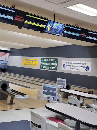 Bowling Alley «Lenawee Recreation Bowling Center», reviews and photos, 520 College Ave, Adrian, MI 49221, USA