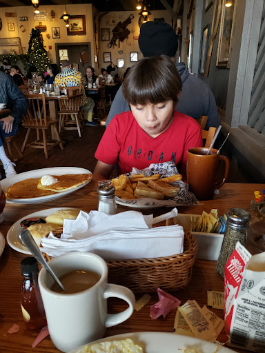 American Restaurant «Cracker Barrel Old Country Store», reviews and photos, 5304 N Galloway Ave, Mesquite, TX 75150, USA
