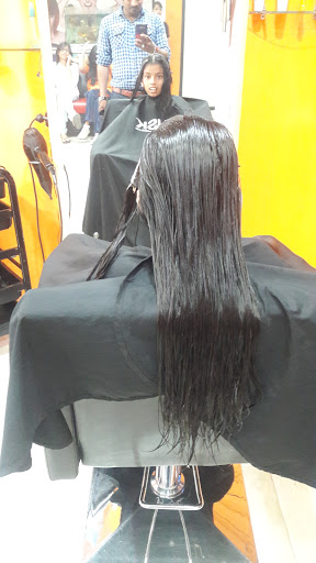 RSM Unisex Salon , Best , Hair Straightening , Hair Spa , Hair Colour ,  Salon, Indore 