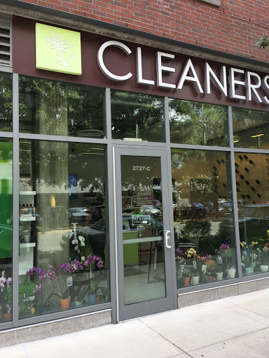 Dry Cleaner «Green & White Cleaners», reviews and photos, 2727 Merrilee Dr, Fairfax, VA 22031, USA