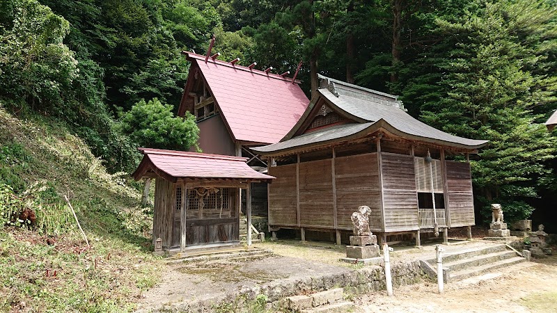 上山神社（伊根町菅野）