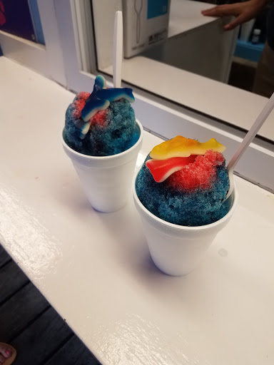 Pelican's SnoBalls Market Street